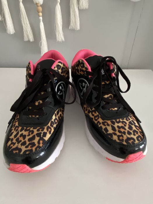 Buty Zumba 40 panterka czarny róż