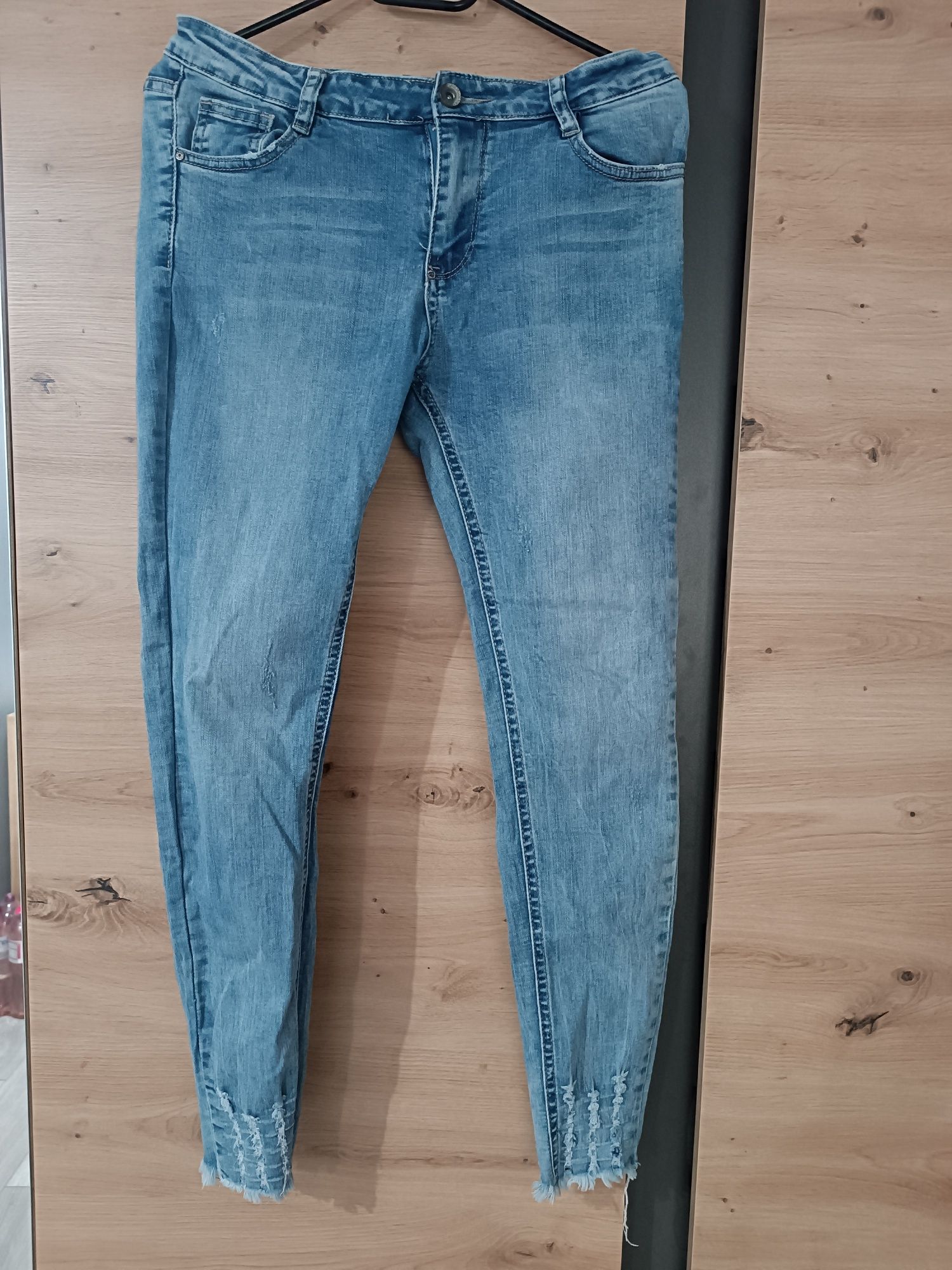 Nowe jeansy damskie skinny L rurki