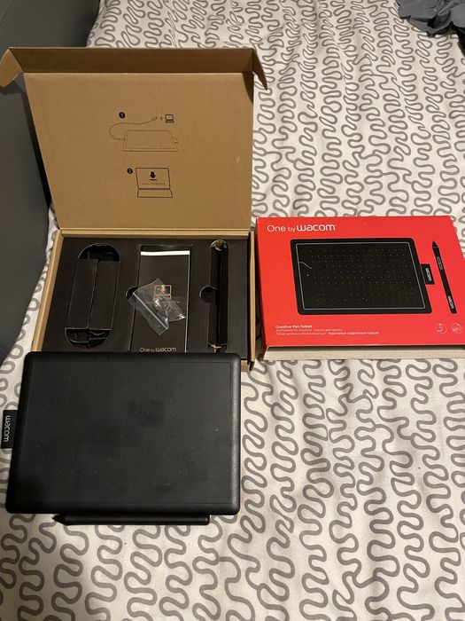 Tablet graficzny One by Wacom