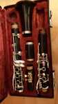 Clarinete Si bemol: Yamaha  YCL -33 (made in Japan)