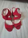 Buty na obcasie 39