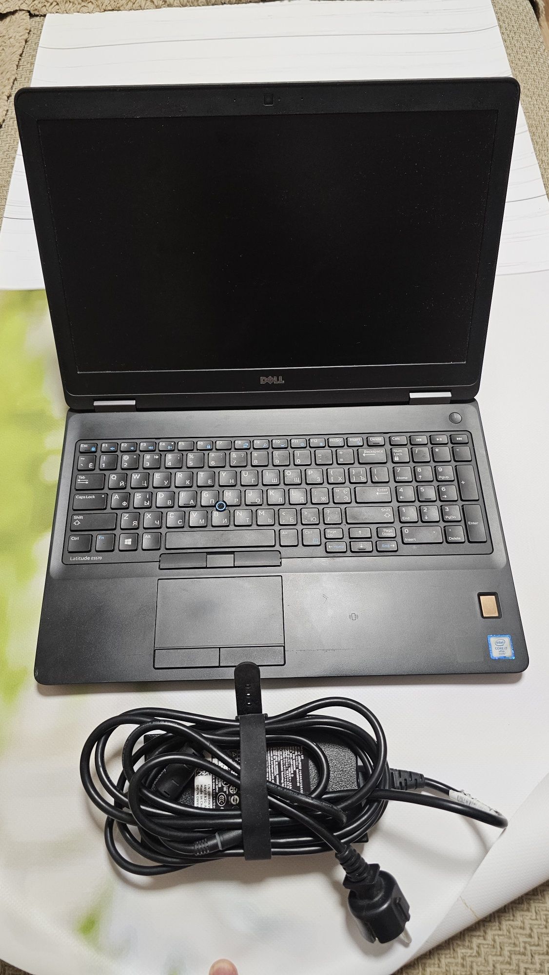 Dell latitude E5570 core i7 6820hq 512Gb 16Gb