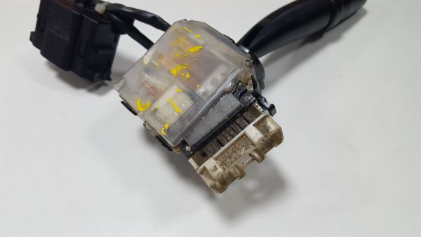 Manípulo pisca-pisca TOYOTA Avensis Sedan (_T22_)