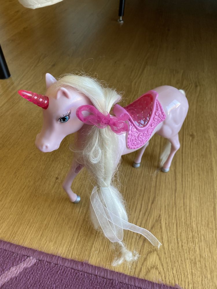 Unicórnio da Barbie com luz