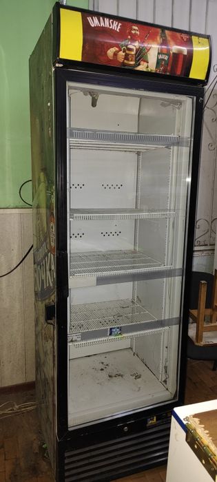 Продам б/у холодильник для пива ,воды