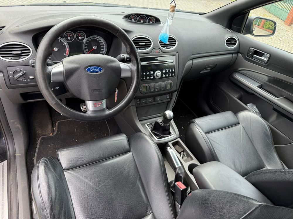 Ford Focus ST Mk2 225ps