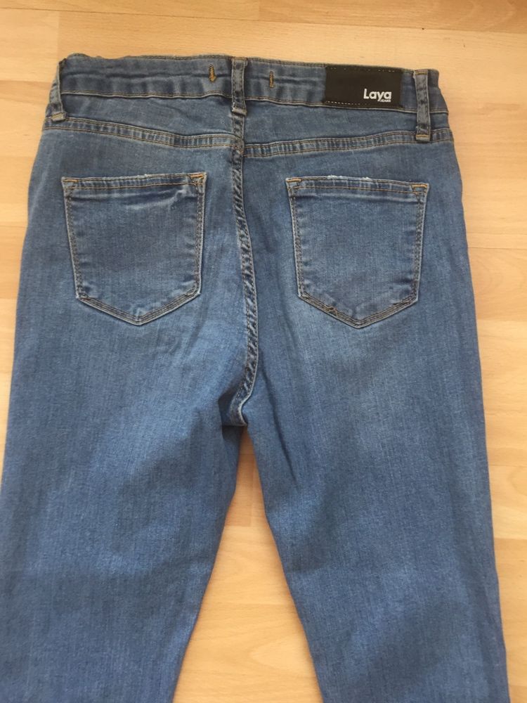 Якісні турецькі джинси  на наш 42-44 роз S