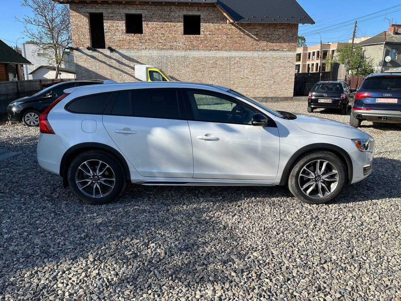 Volvo V60 2015 2.5