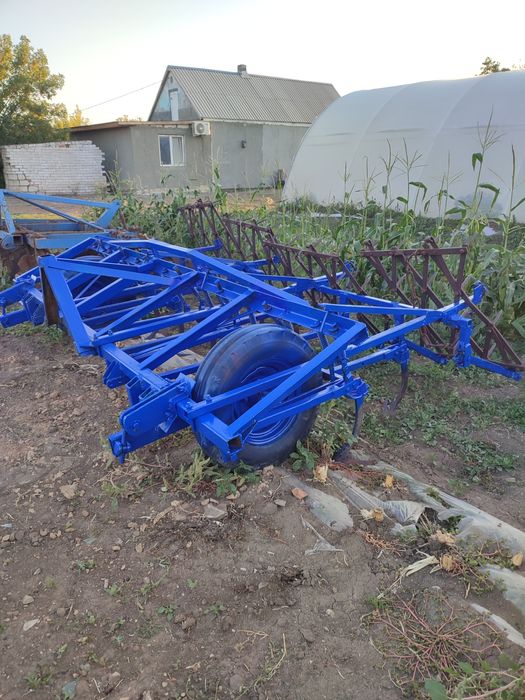 Продаю навісний культиватор