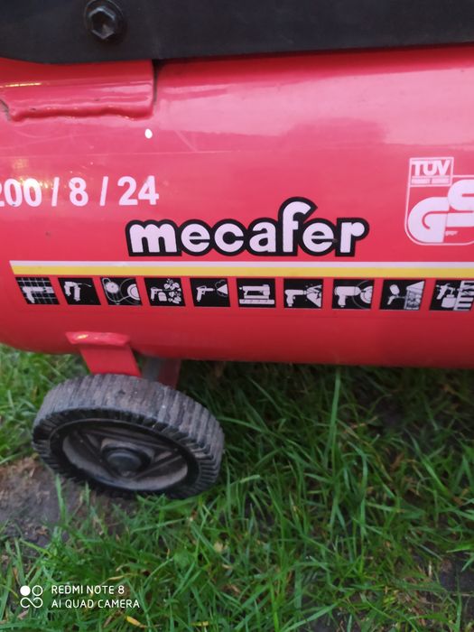 Компресор в гарному стані Італія.