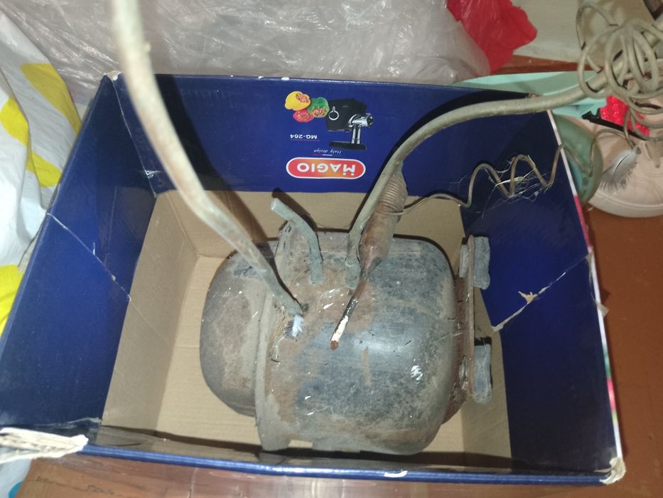 Продаж компресор з холодильника читайте опис