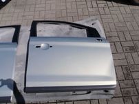 Ford Kuga mk1 drzwi prawe przednie kolor P8