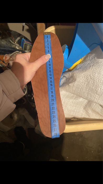 Шкіряні бєрци , черевики , чоботи