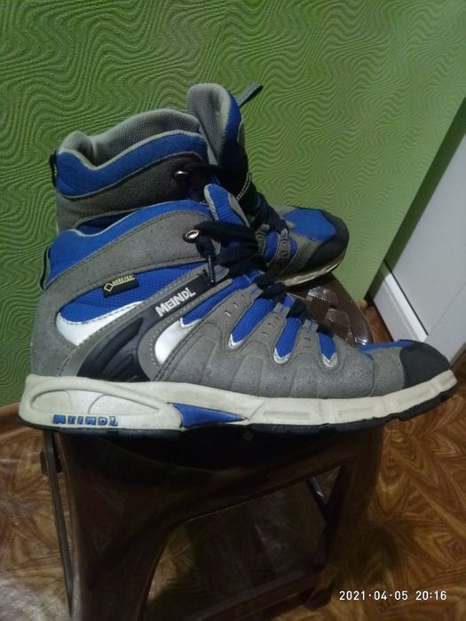 Продам кроссовки (ХОРОШЕЕ СОСТОЯНИЕ)!