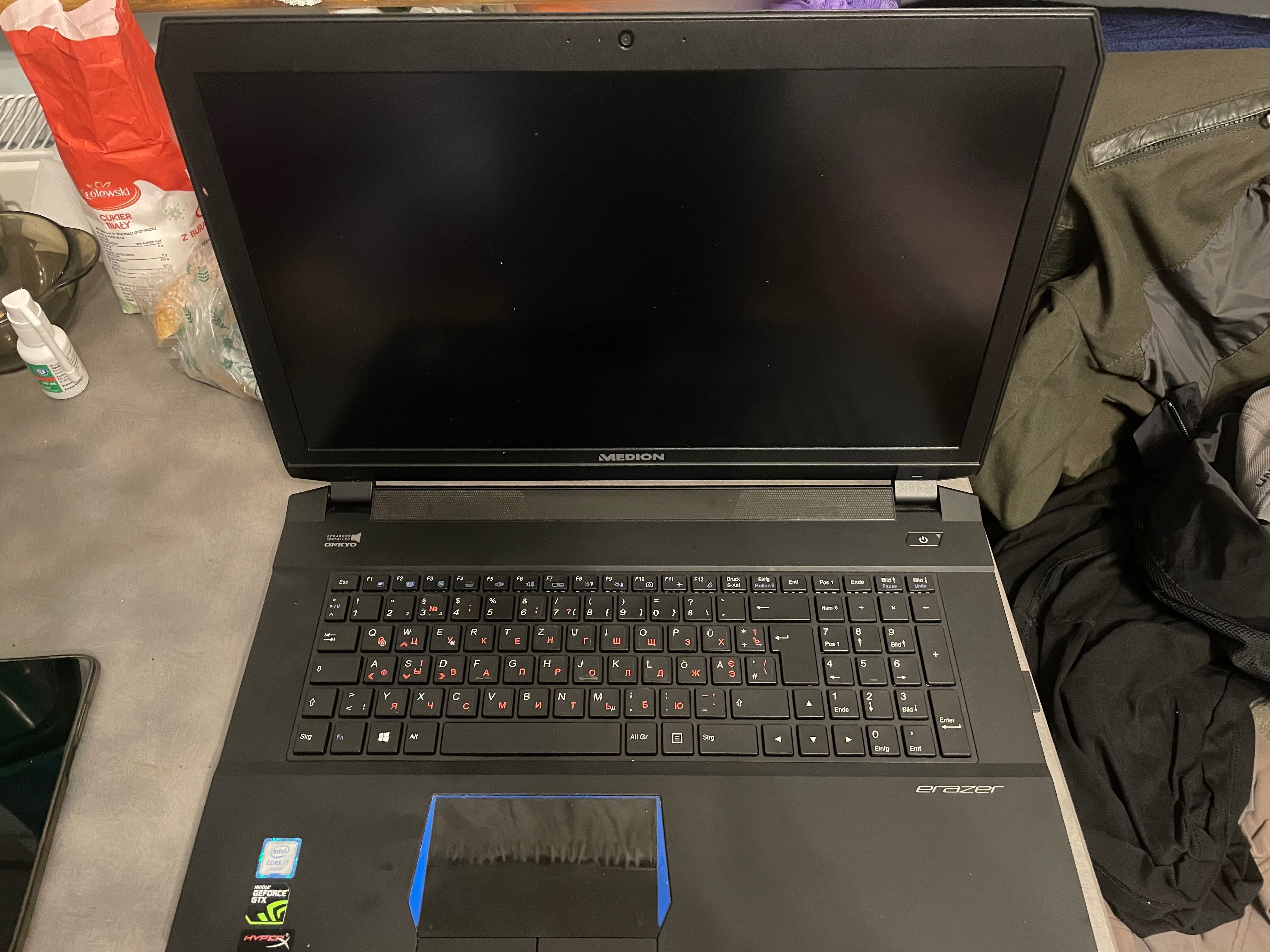 Sprzedam laptopa Medion