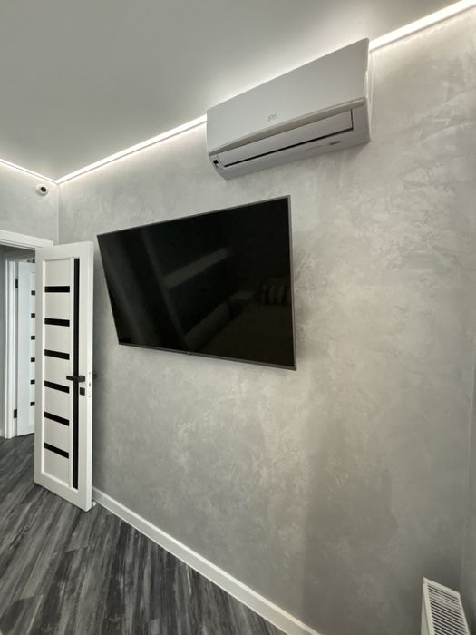 Євро3кімнатна квартира з якісними меблями, технікою