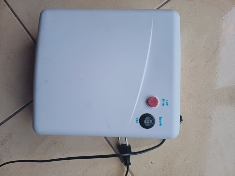 Sprzedam lampę do hybrydy