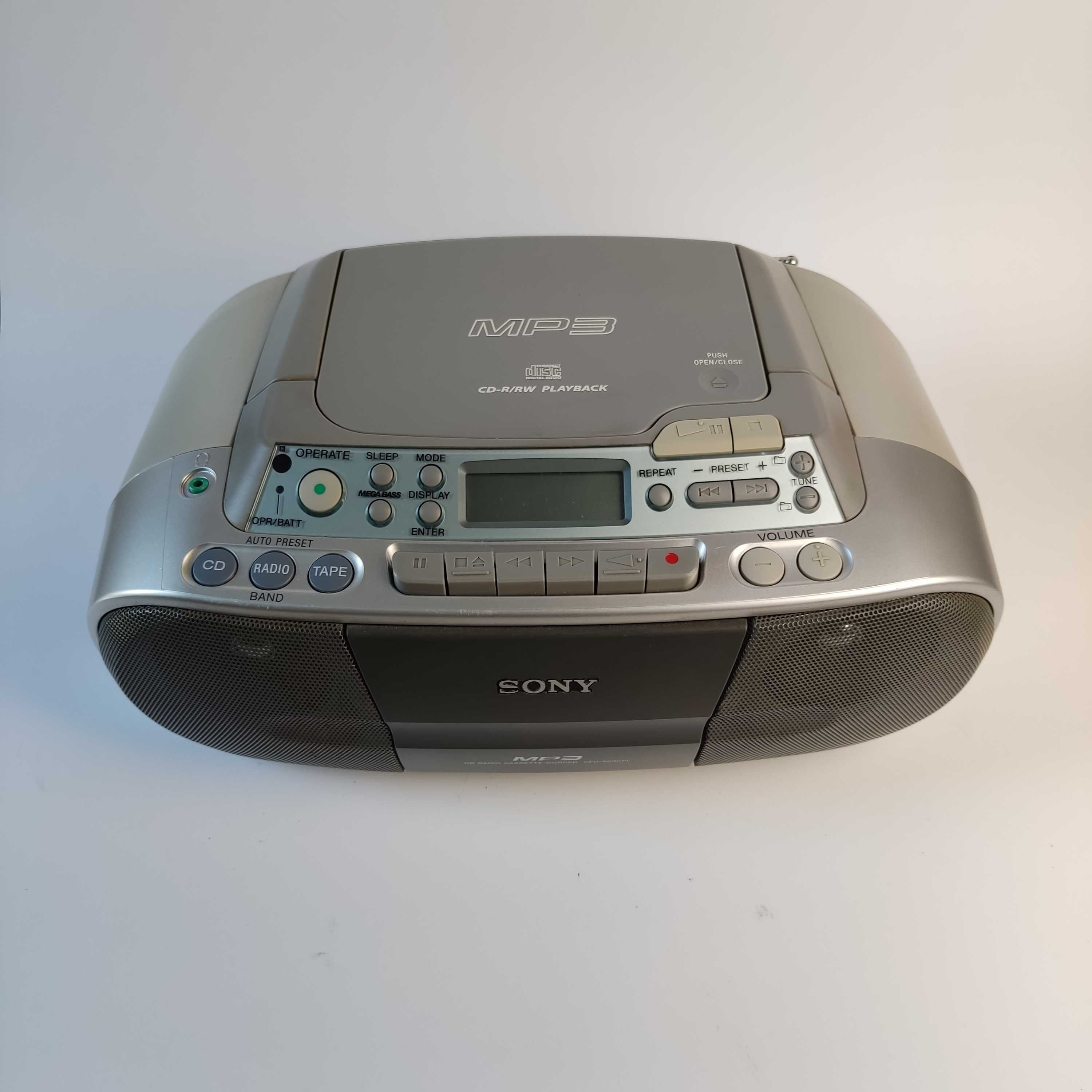 Radiomagnetofon z CD - SONY CFD-S03 - sprawny