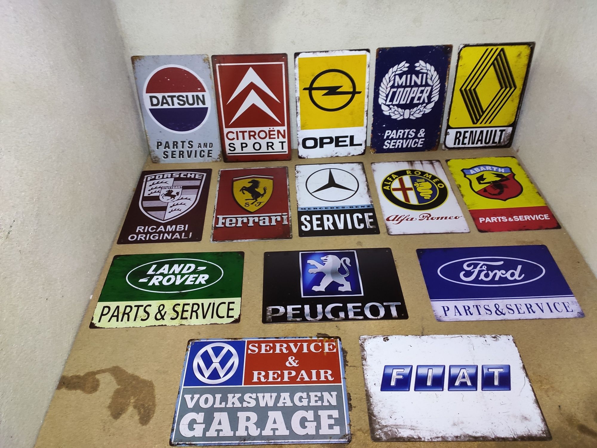 Chapas Automobilia