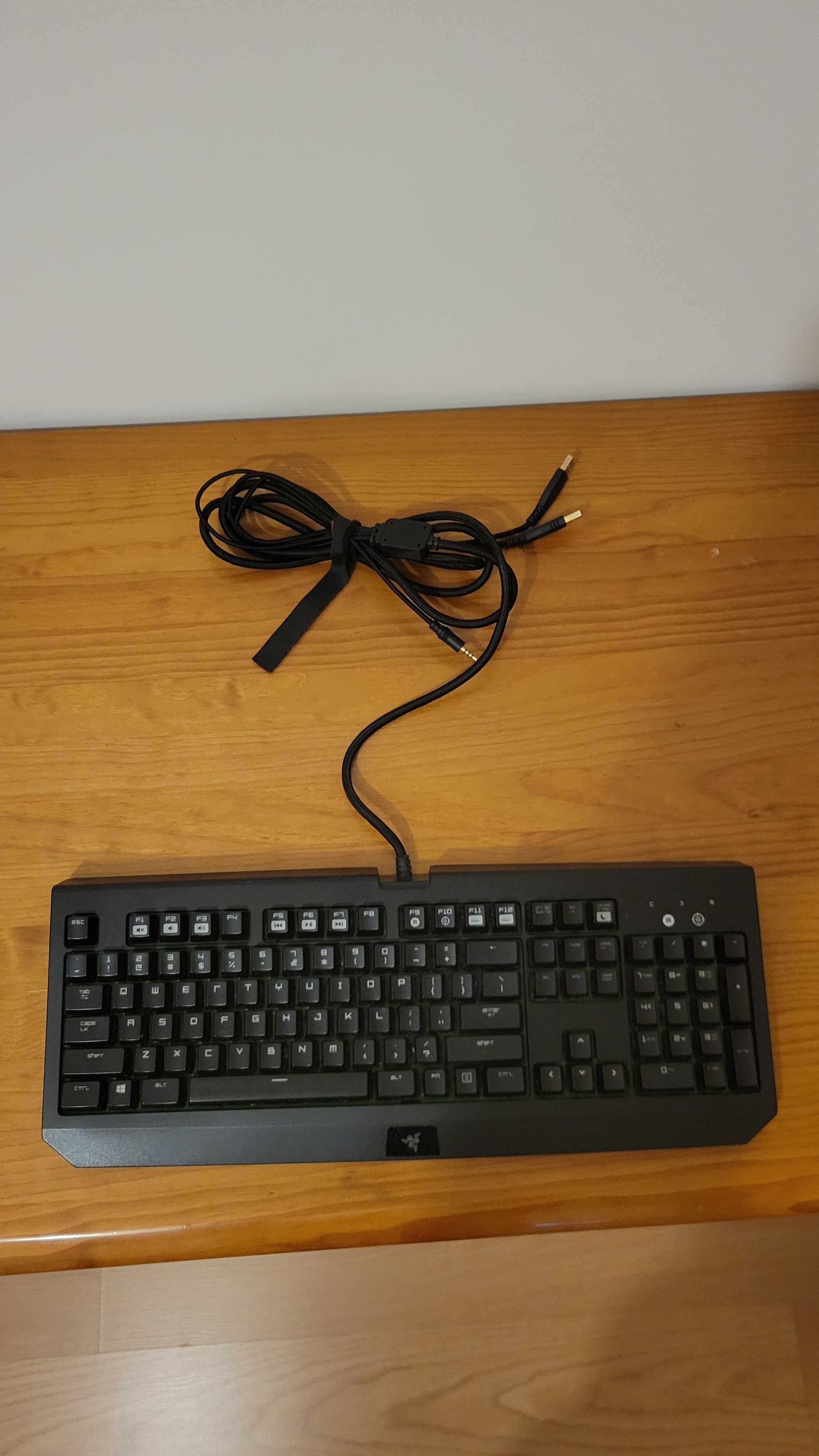 Teclado gaming switchs verdes