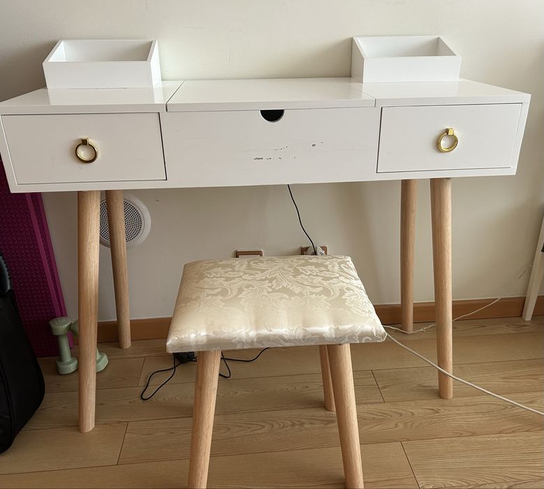 Toucador com espelho led + cadeira