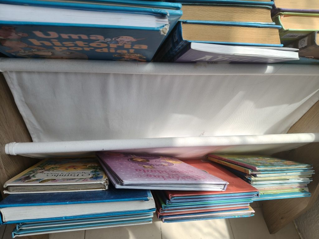 Estante de livros