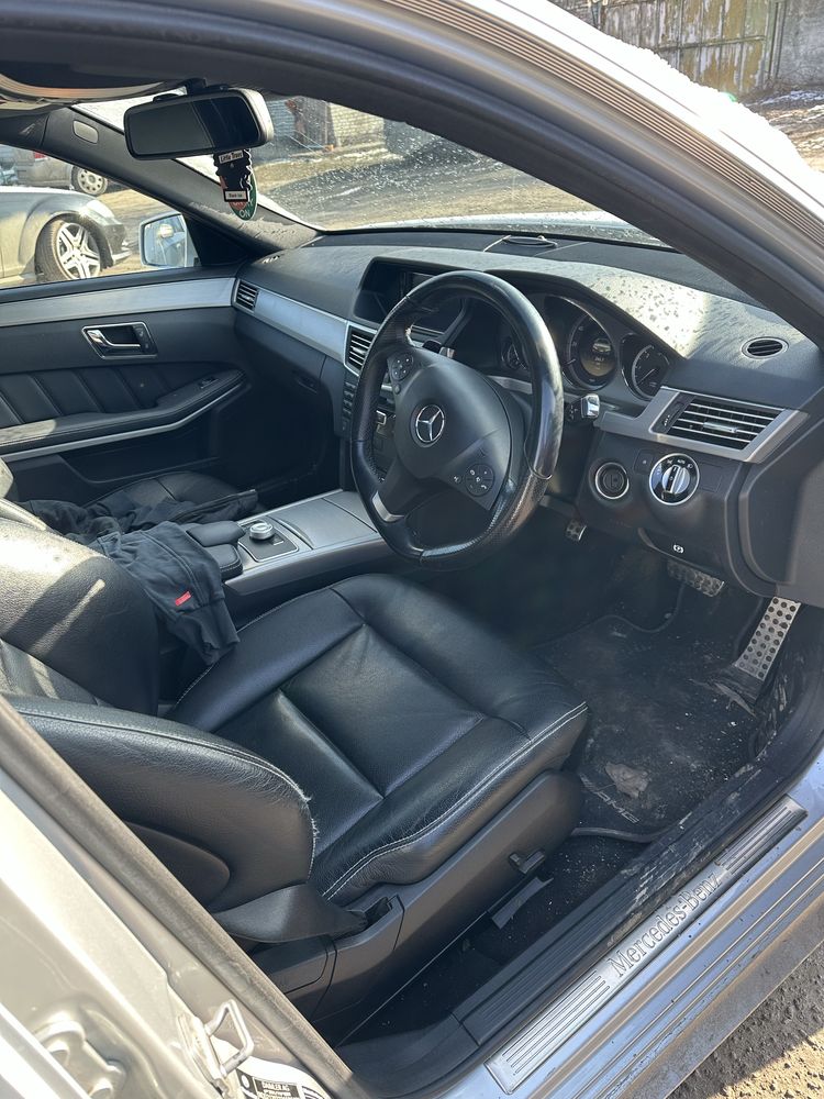 Розборка Мерседес W212. Разборка Mercedes E class. Мерседес запчасти