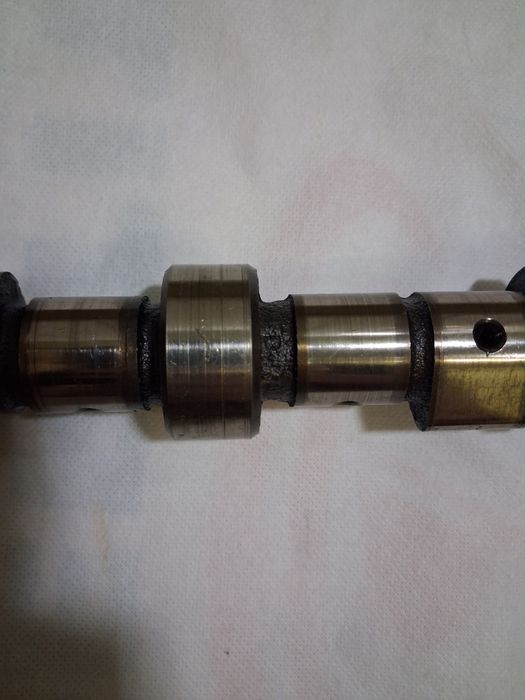 Продам ГБЦ ланос 1.5 8кл + распредвал (под ремонт )