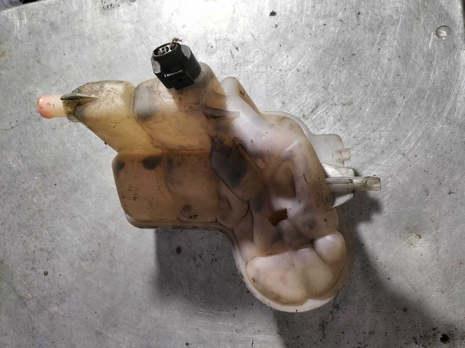 Zbiorniczek wyrównawczy + korek Audi a6 c6