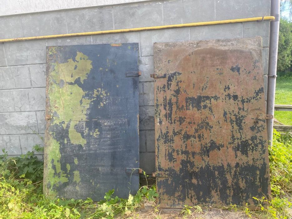 Ворота гаражные 4шт