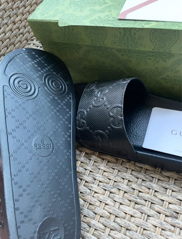 Nowe klapki sandały Gucci rozm.42 w katotnie od ręki