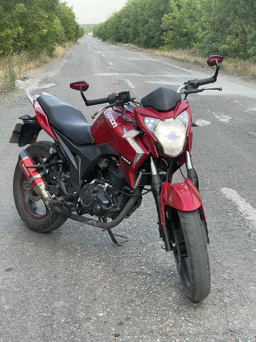 Продам свій мот loncin cr5s 250
