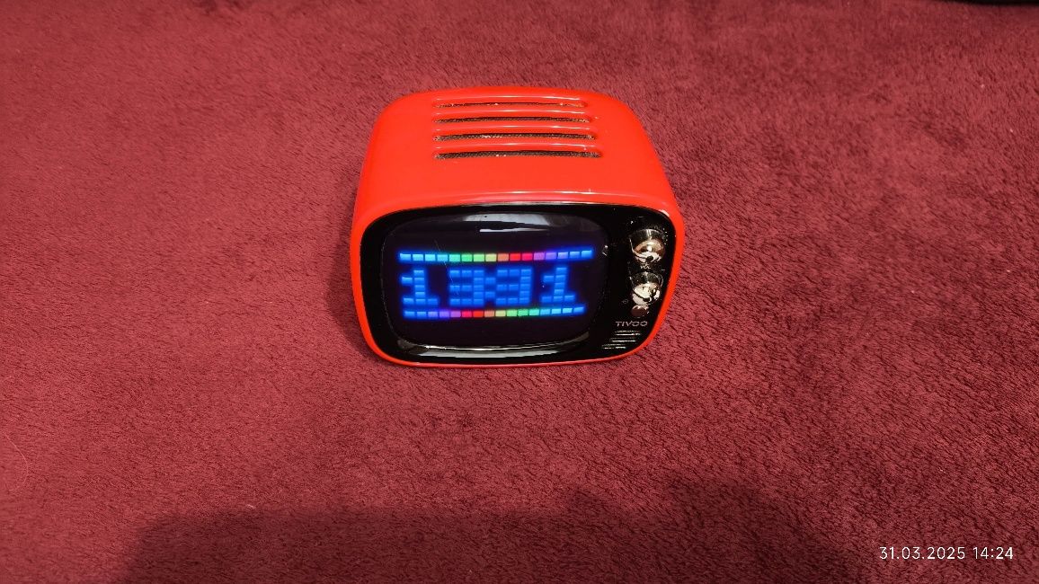 Divoom Tivoo Red