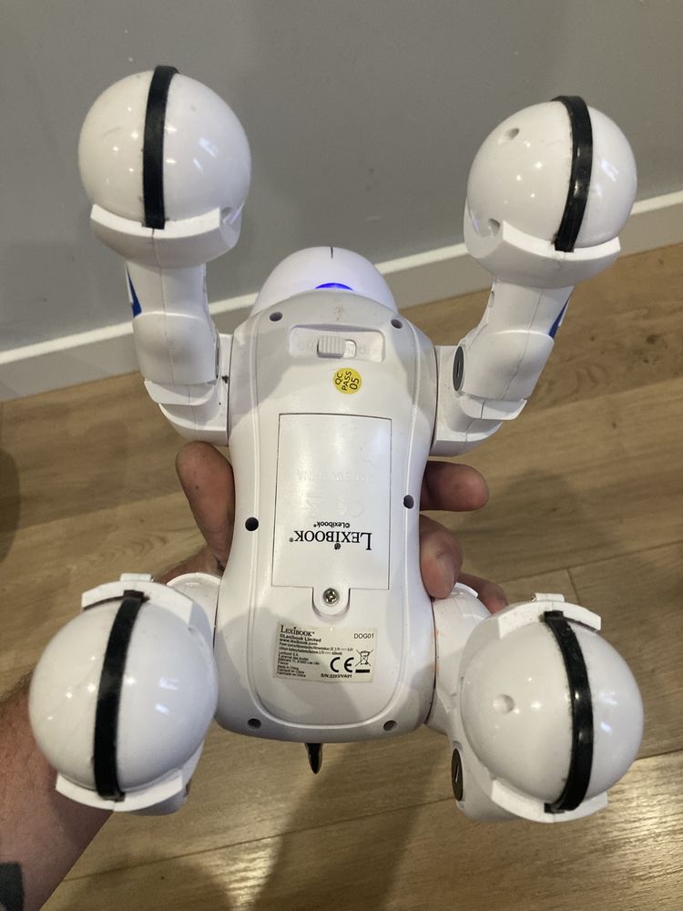 Робот собака на управлении Lexibook Power Puppy