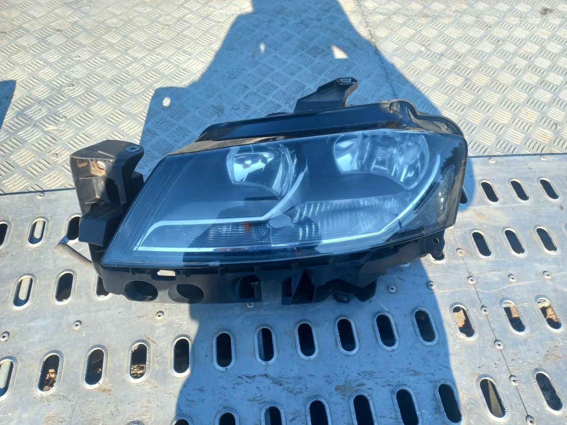 Lampa przód przednia kompletna lewa audi a3 8p lift