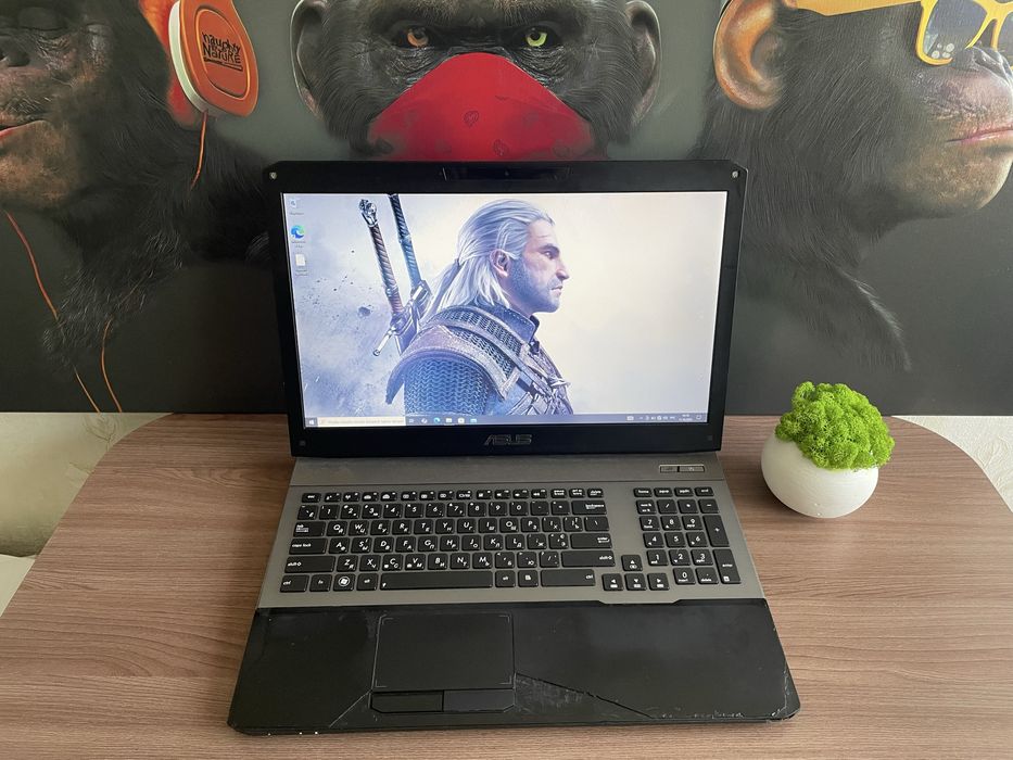Ігровий ноутбук Asus ROG/ 12 GB/i7-3610/240 SSD/Geforce GTX 660 2 GB