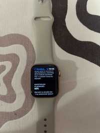 Apple Watch SE 40mm  (1. generacji)