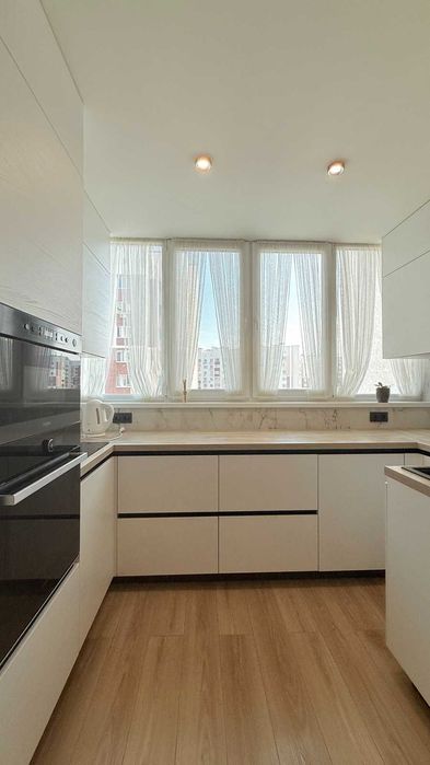 Шикарна 2-кімнатна квартира, ЖК "Сади Вишневі", вул. Святошинська,58