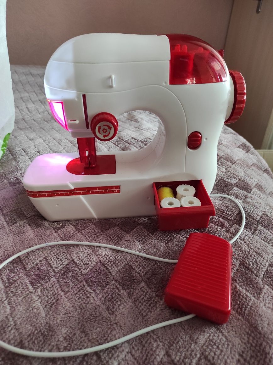 Швейна машинка дитяча
