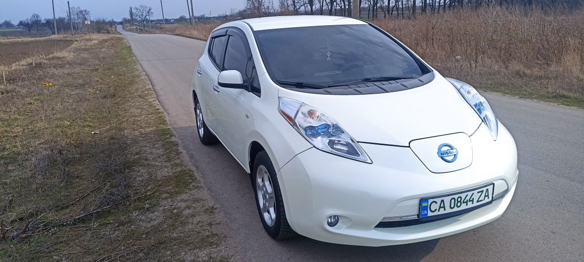 Nissan Leaf 2012рік