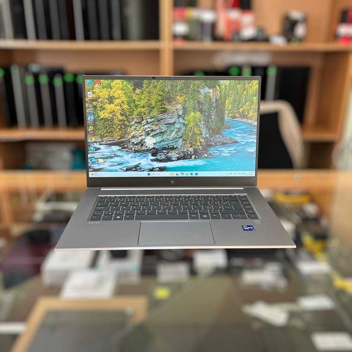 Ігровий HP ZBook Studio G8  15.6’ FHD/i9-11950H/32GB/1TB SSD/RTX A2000