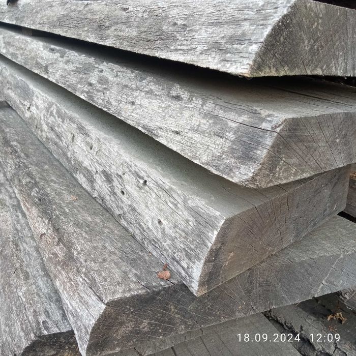 Дубова дошка необрізна суха 60-70 мм 4,5 м Перший сорт