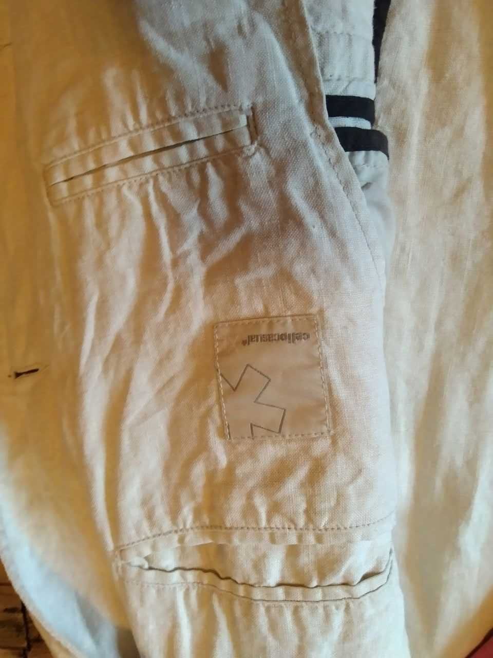 Красивый льняной пиджак большого размера от Celio
