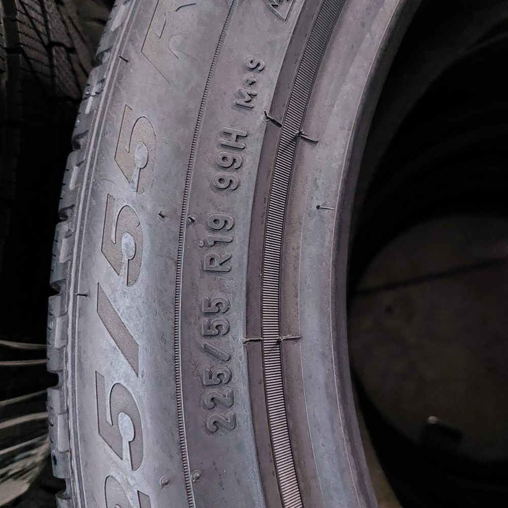 225/55/19 R19 Pirelli Sottozero 3 4шт нові зима