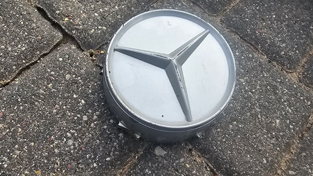 Kołpak Mercedes, używany