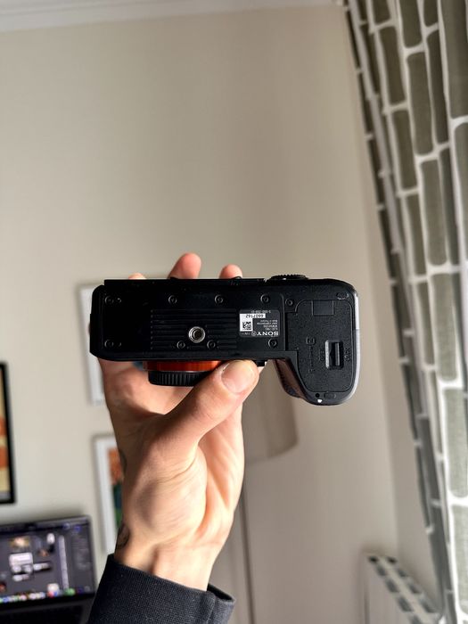 Sony A7 III - Ótimo estado - 21.000 disparos apenas