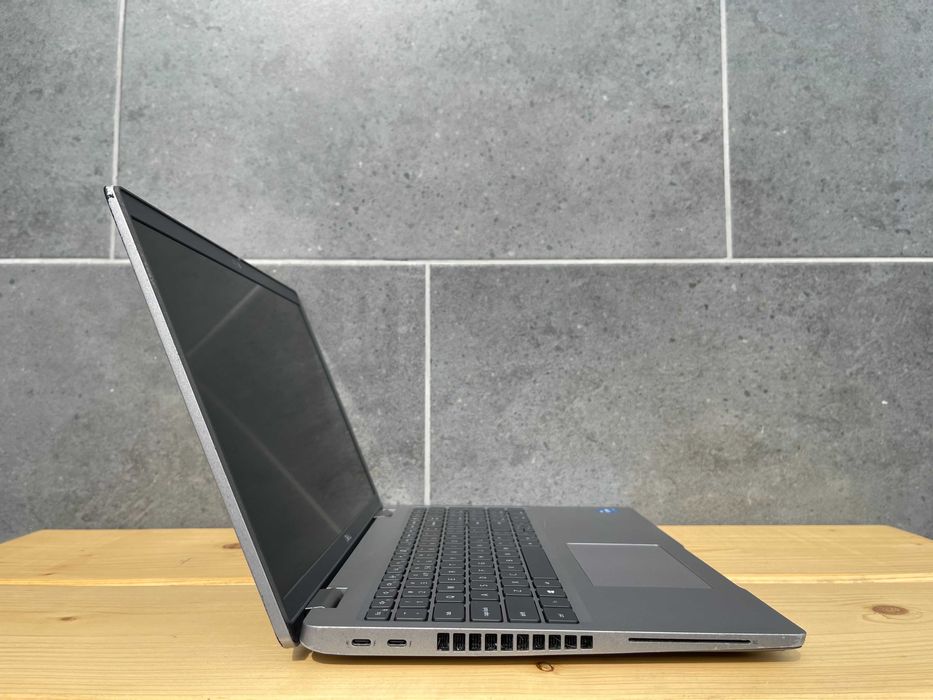 Dell latitude 5520/i5-1135G7/16Gb/256Gb M2/15.6" Full HD/IPS/Гарантія