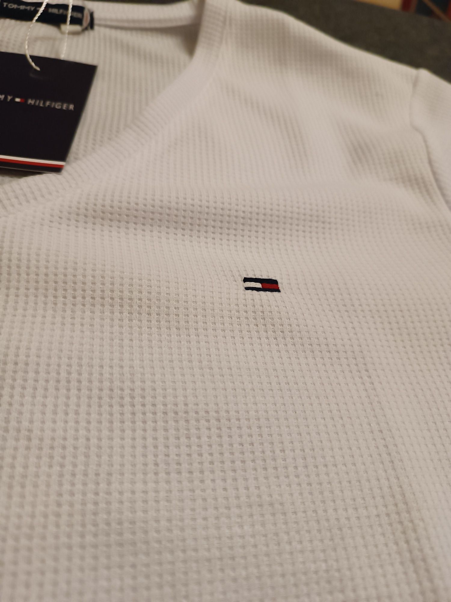 T-shirt damski Tommy Hilfiger