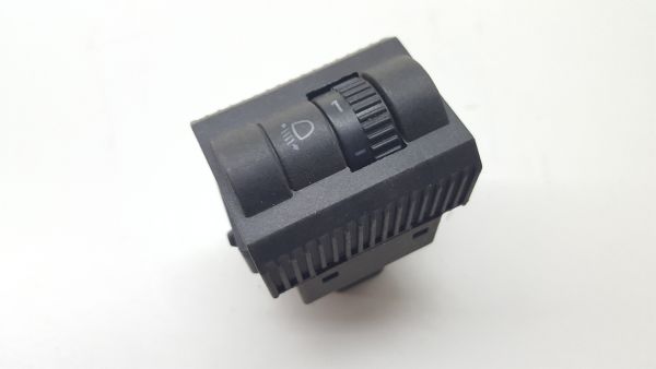 Comando / botão / interruptor multifunções VOLKSWAGEN Polo (9N)