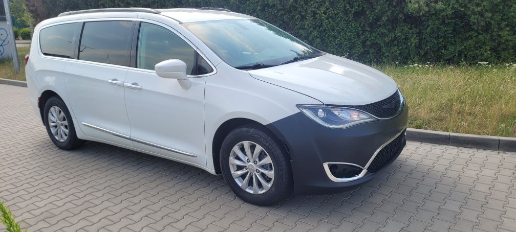 Chrysler pacifica 3.6 automat 7 osobowa